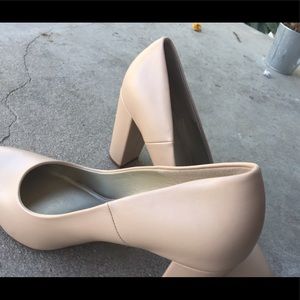 nude 4 inch heels⭐️💖